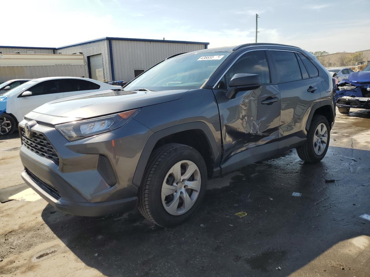 TOYOTA RAV4 LE 2021
