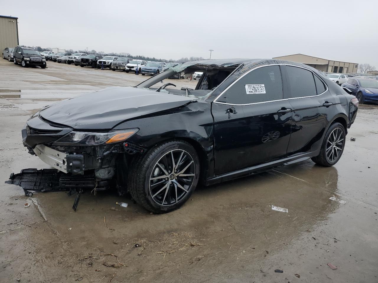 TOYOTA CAMRY SE N 2024