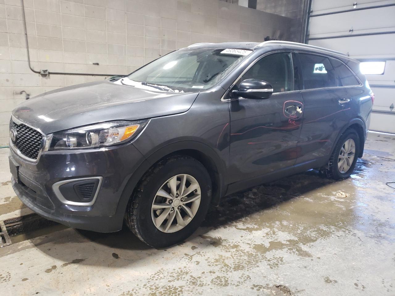KIA SORENTO LX 2016