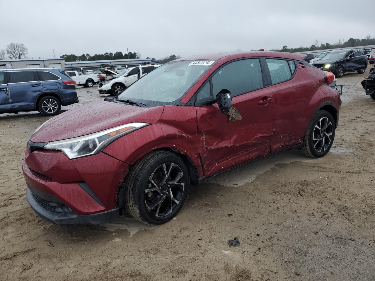 TOYOTA C-HR XLE 2018