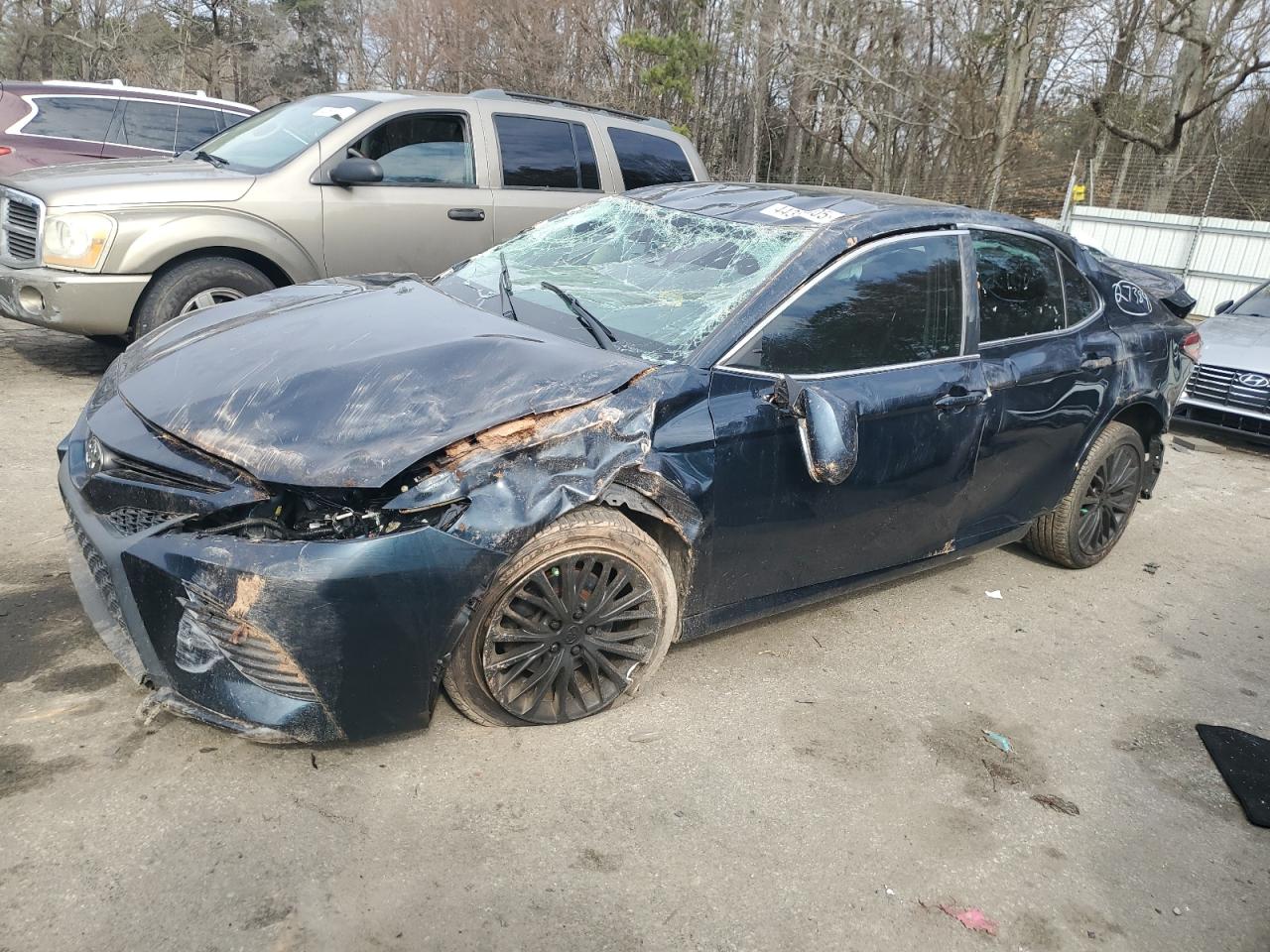 TOYOTA CAMRY L 2019