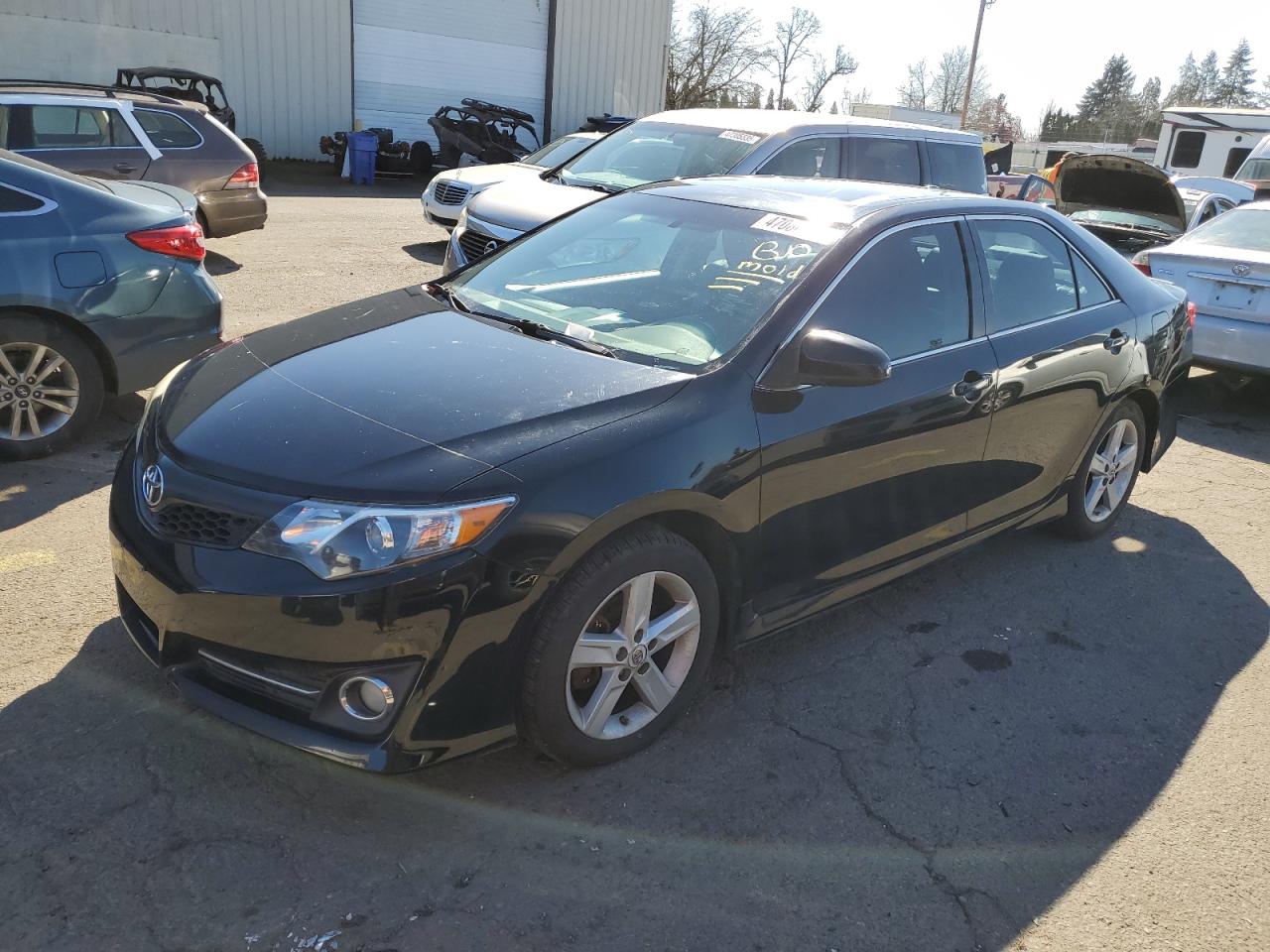 TOYOTA CAMRY BASE 2012