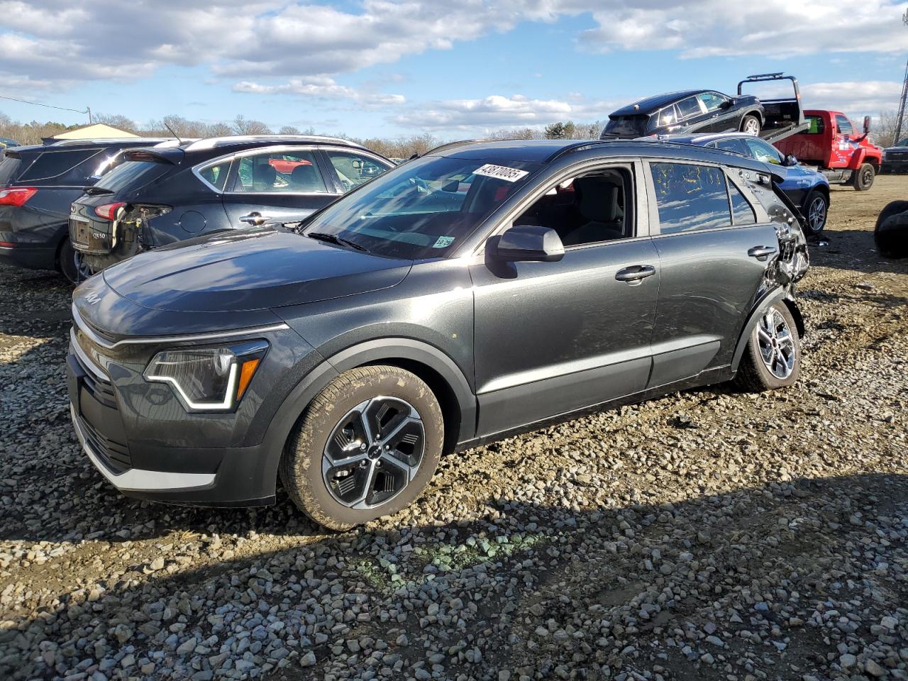 KIA NIRO LX 2025