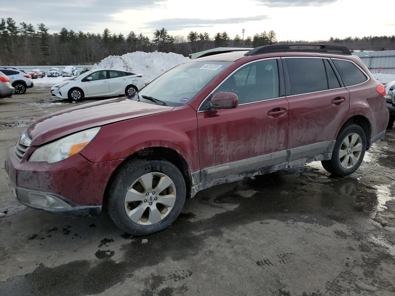 SUBARU OUTBACK 2. 2012