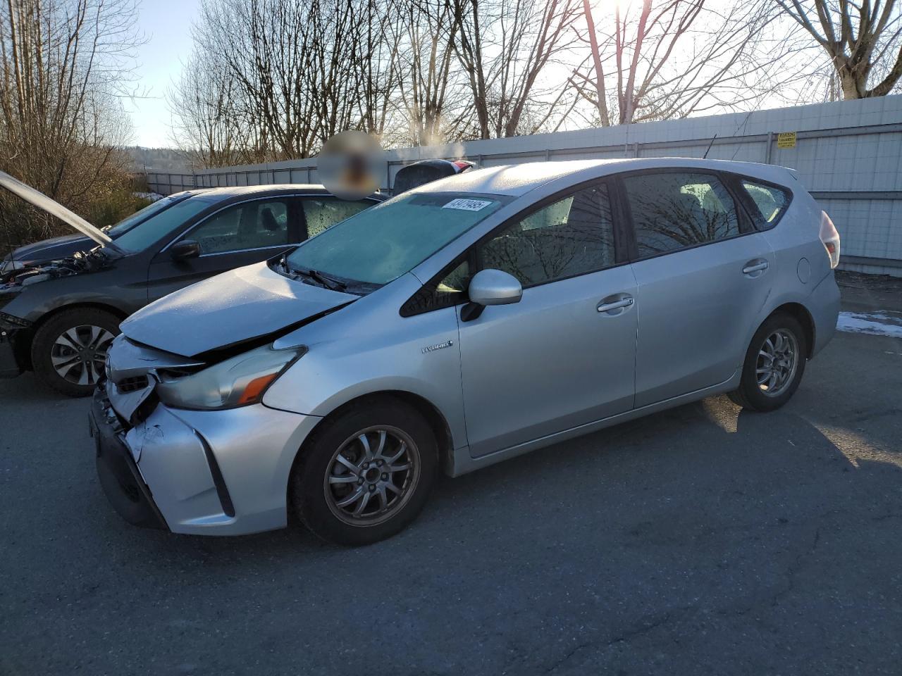 TOYOTA PRIUS V 2016