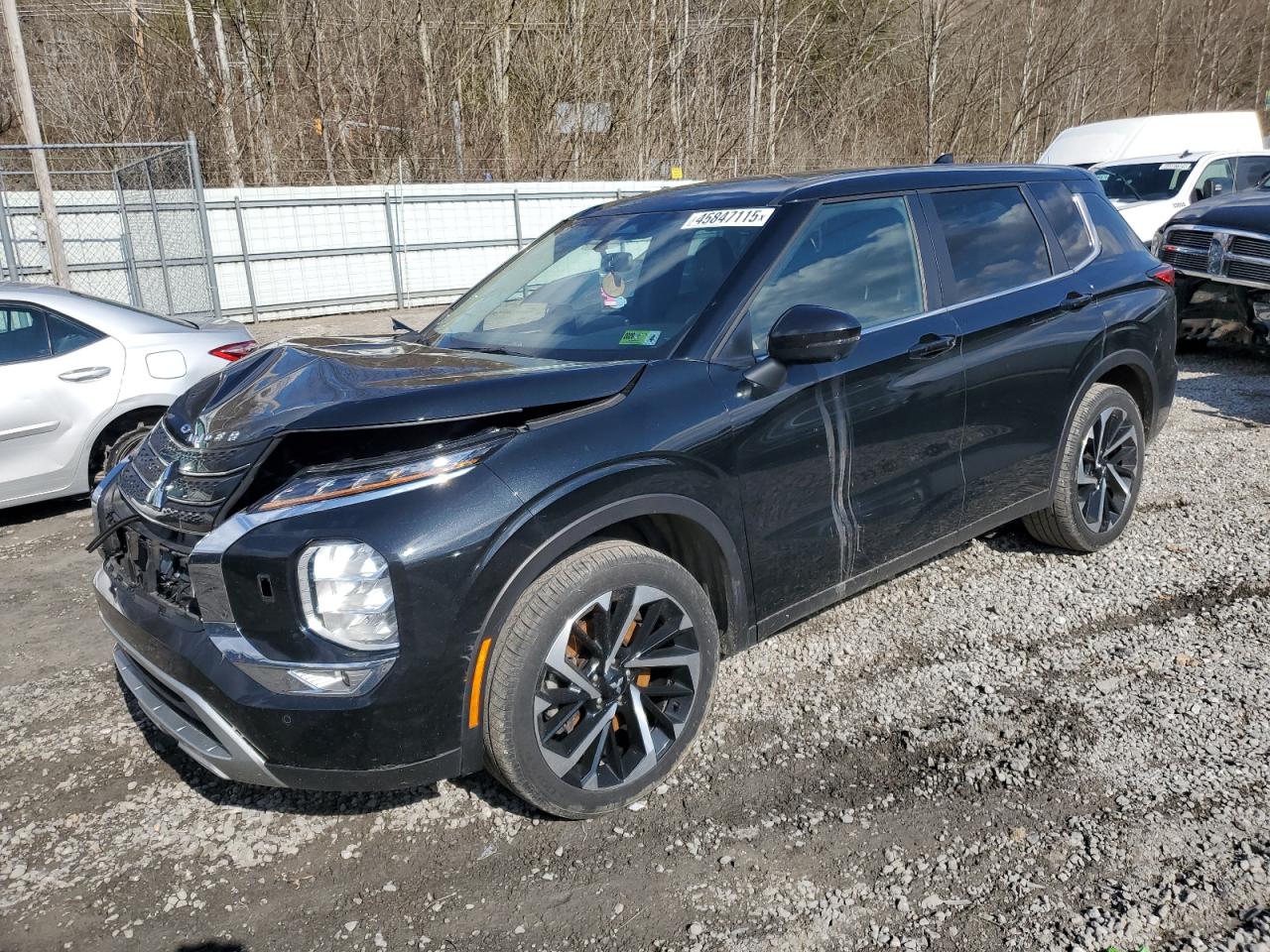 MITSUBISHI OUTLANDER 2023