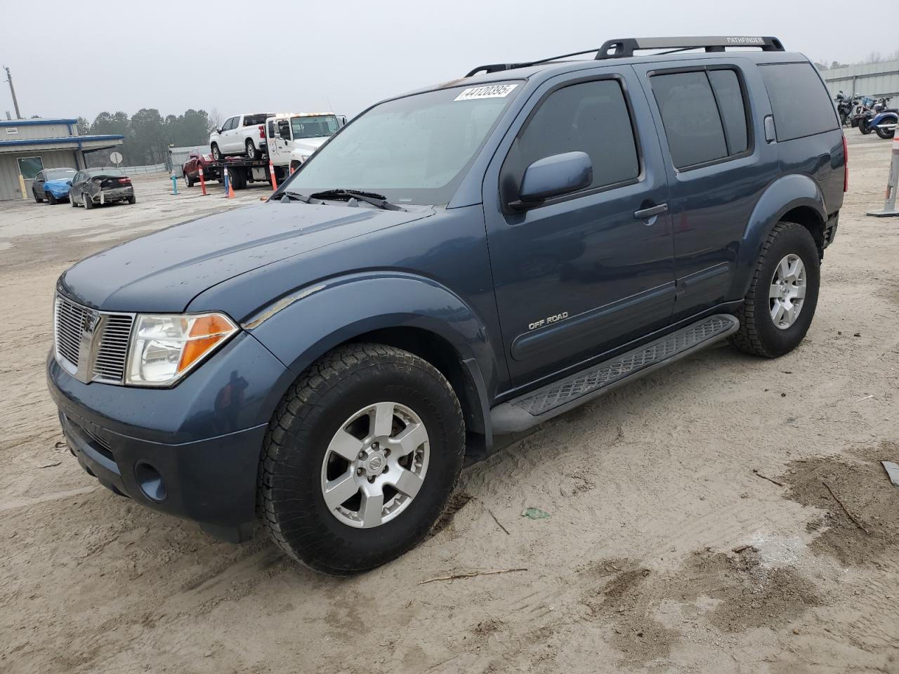 NISSAN PATHFINDER 2005