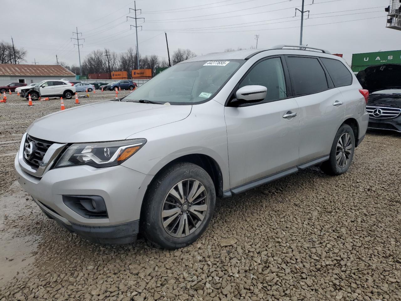 NISSAN PATHFINDER 2017