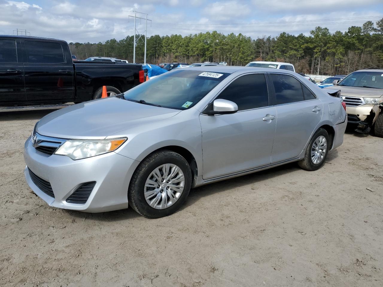 TOYOTA CAMRY L 2013