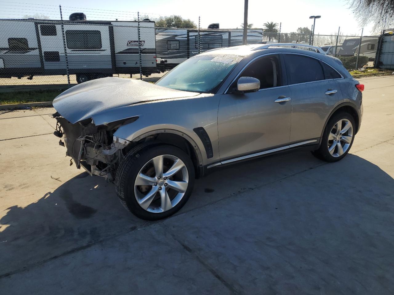 INFINITI FX35 2011