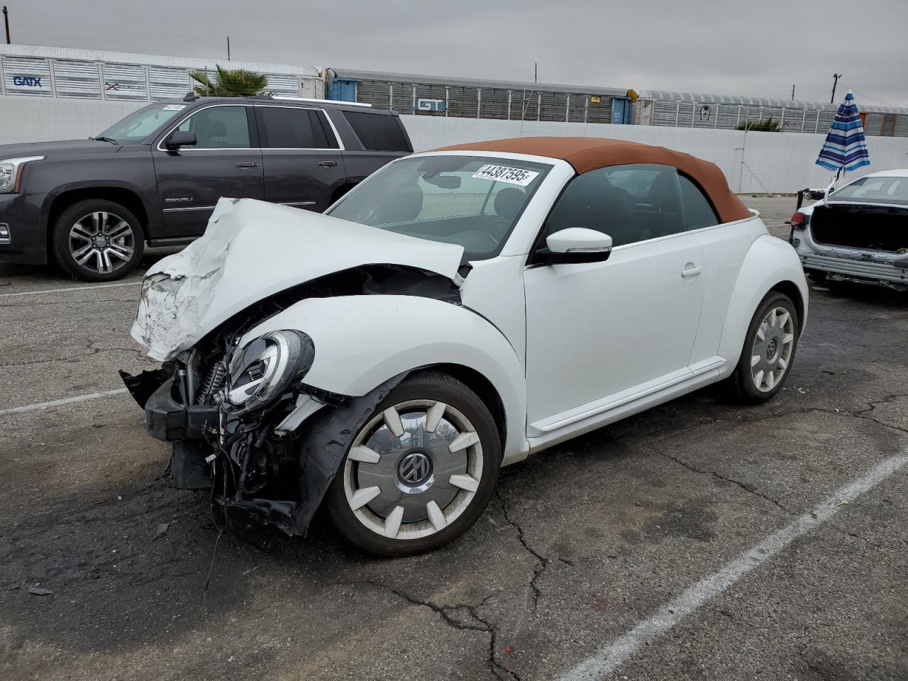 VOLKSWAGEN BEETLE S 2019