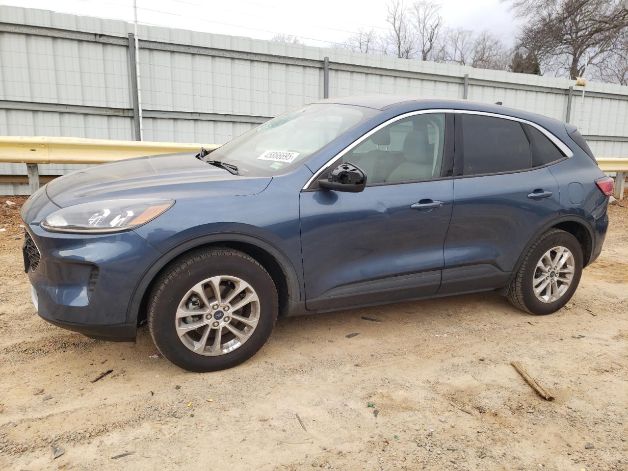 FORD ESCAPE SE 2020