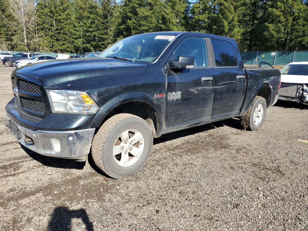 RAM 1500 SLT 2015