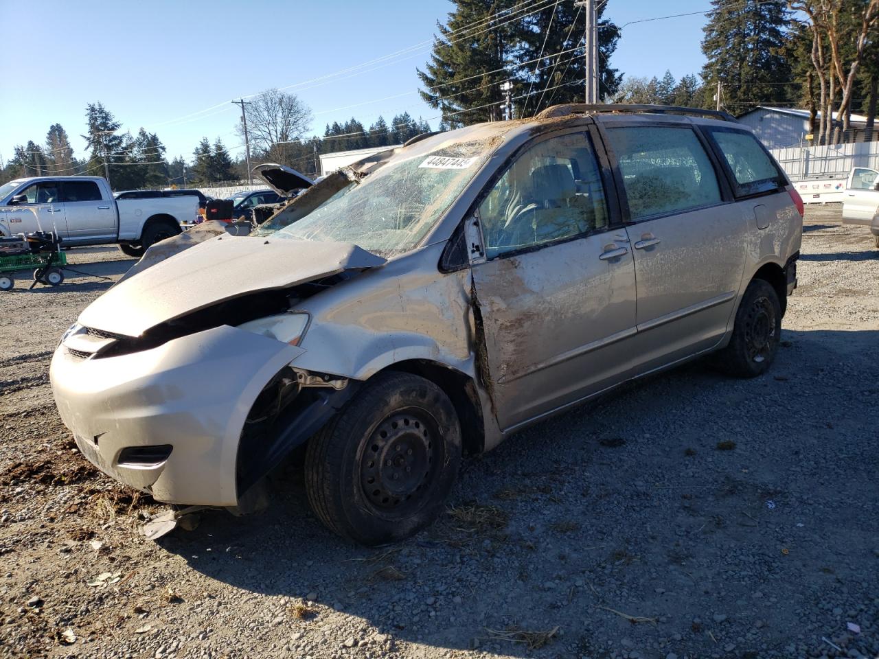 TOYOTA SIENNA CE 2007