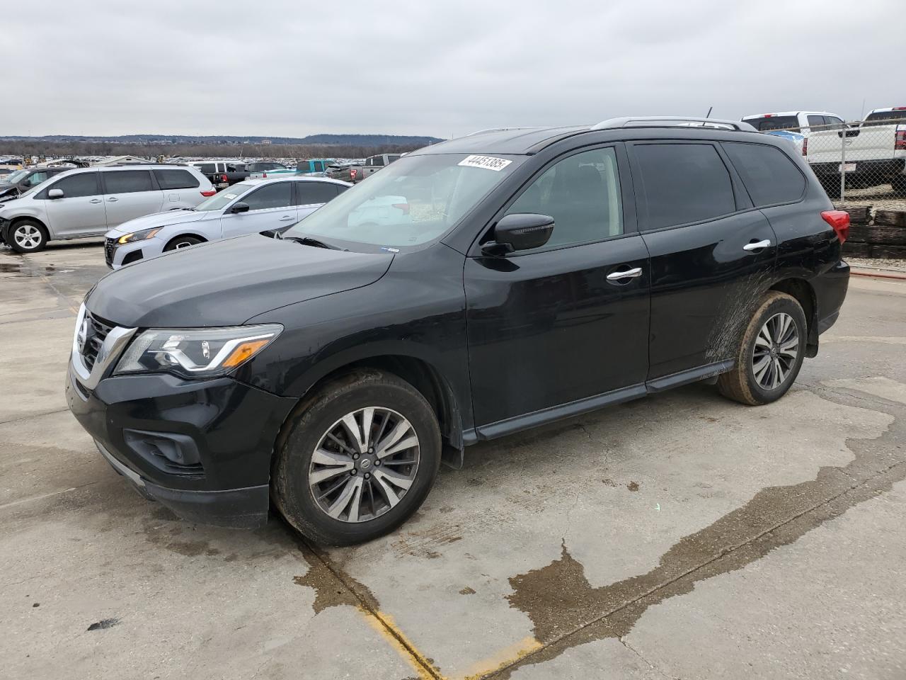 NISSAN PATHFINDER 2018