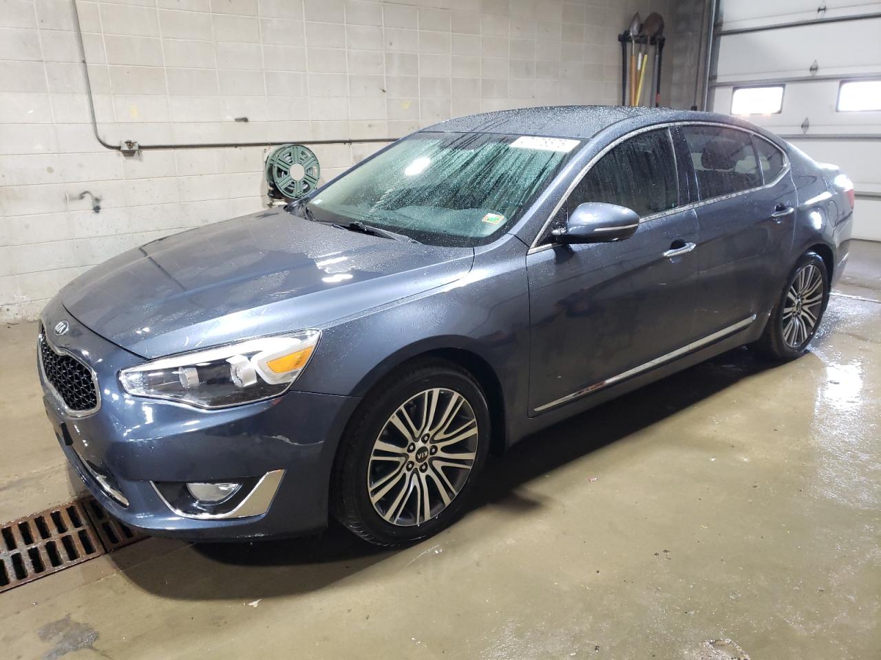 KIA CADENZA PR 2015