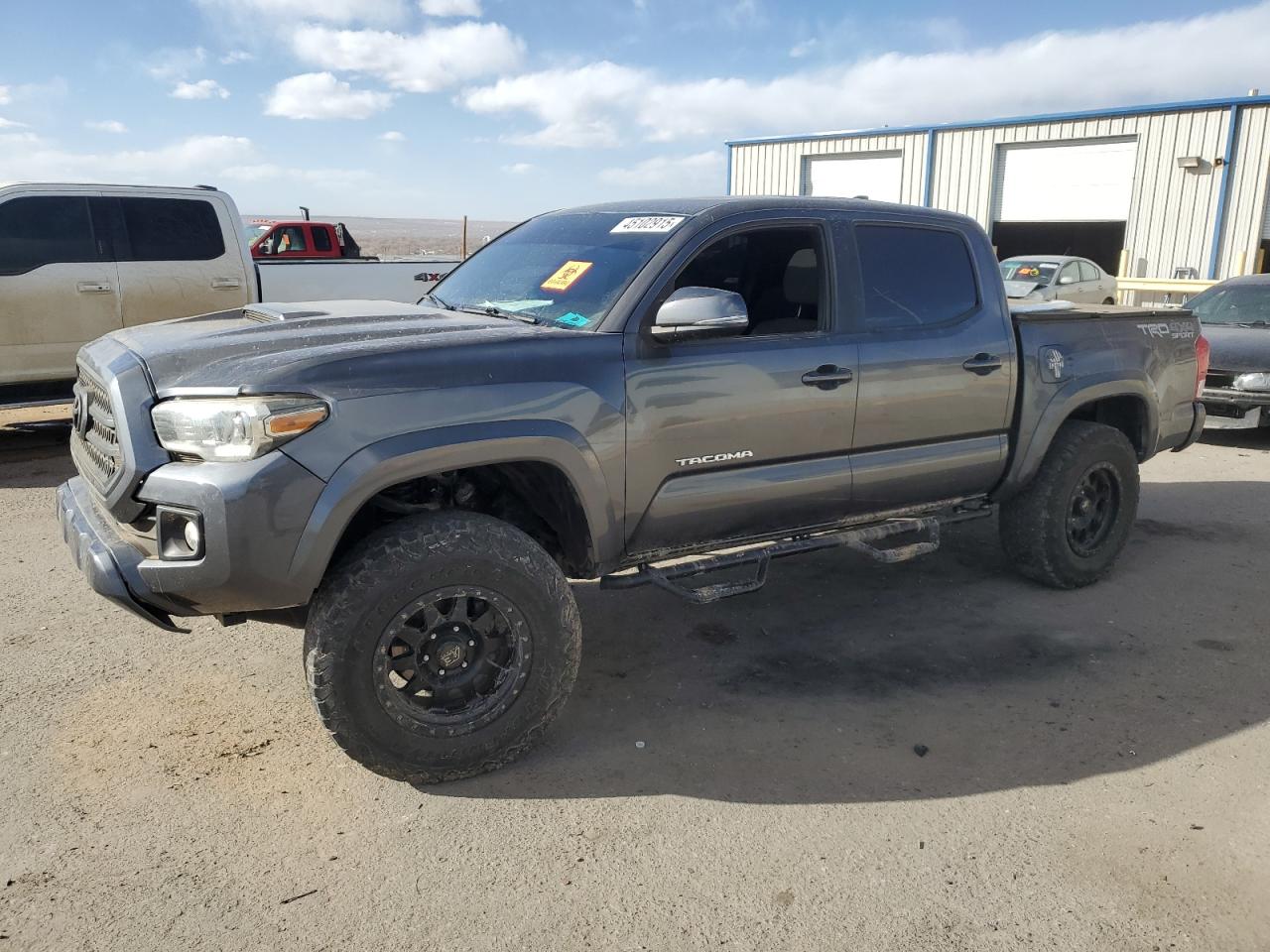 TOYOTA TACOMA DOU 2016