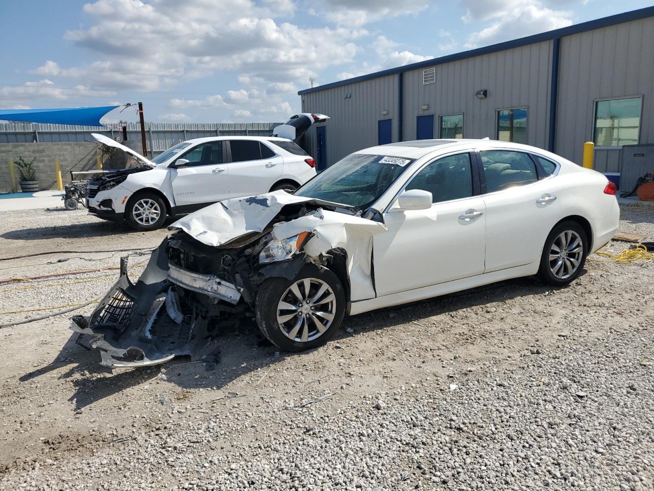 INFINITI M37 X 2013