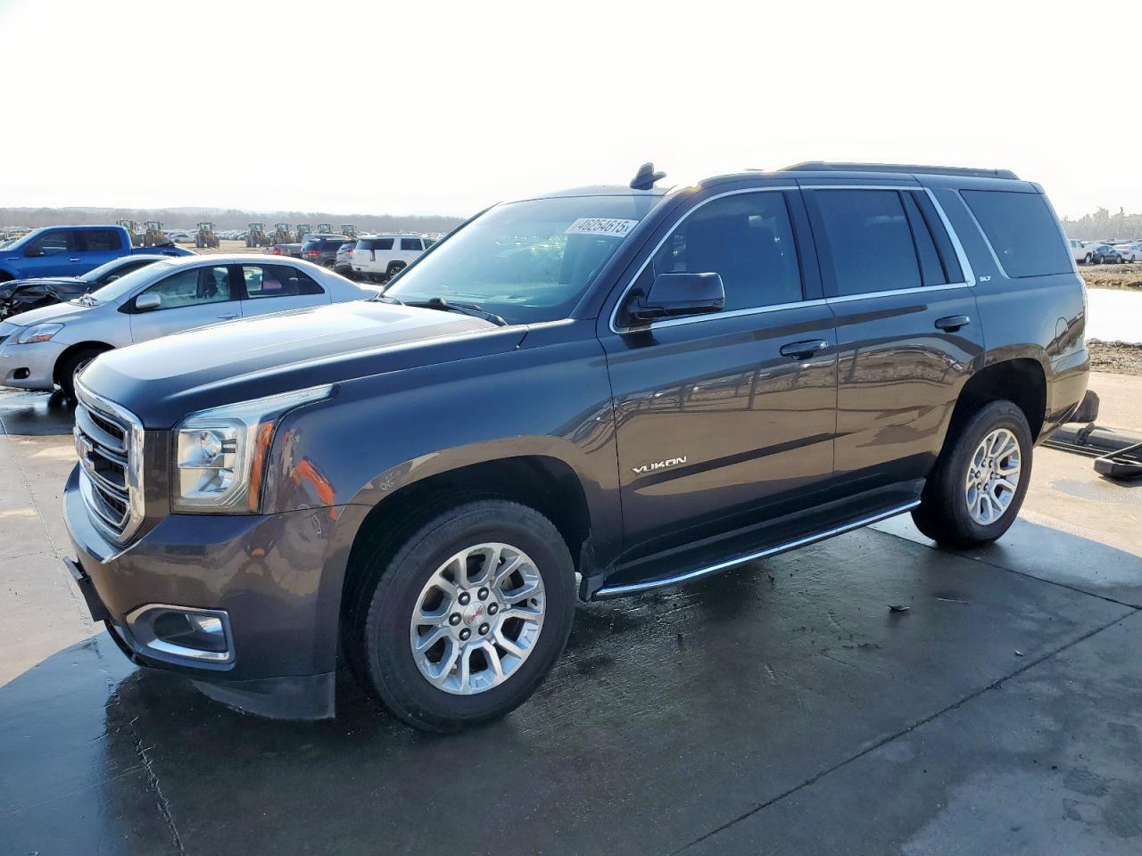 GMC YUKON SLT 2017