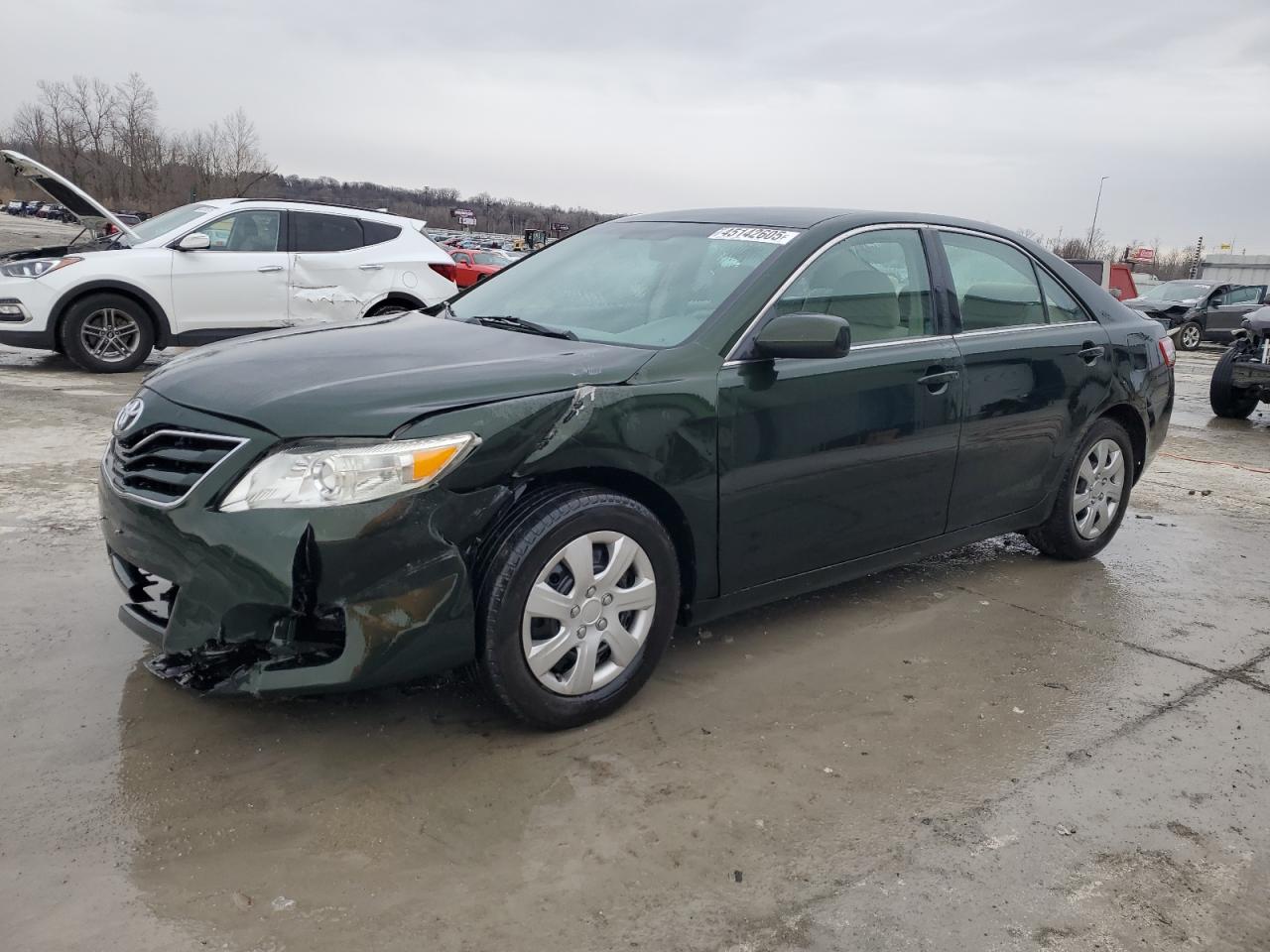 TOYOTA CAMRY BASE 2010