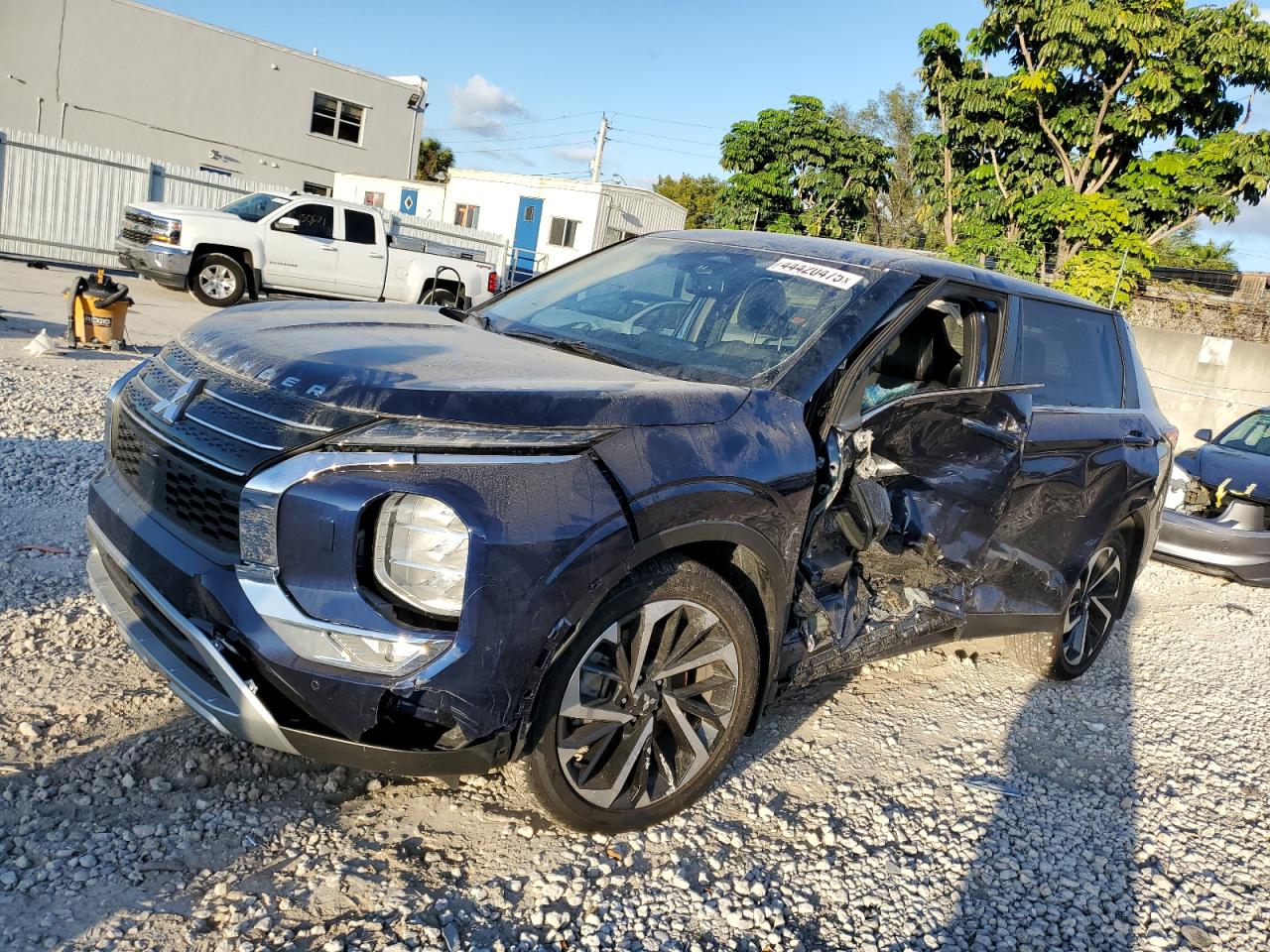 MITSUBISHI OUTLANDER 2024