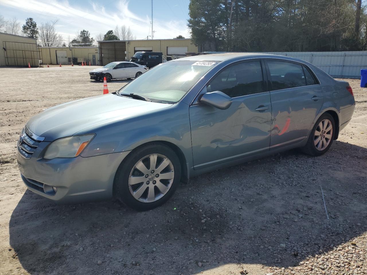 TOYOTA AVALON XL 2005