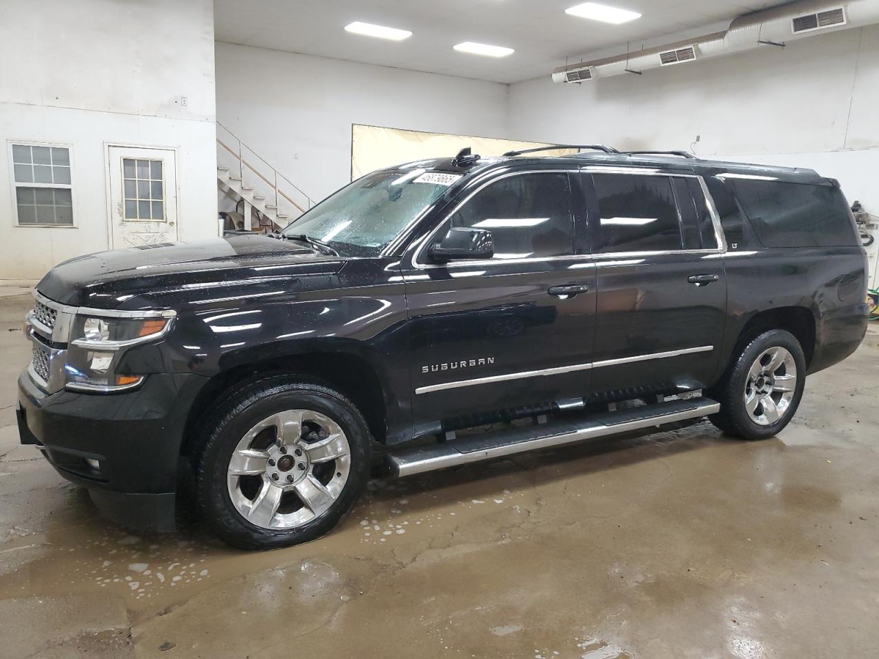 CHEVROLET SUBURBAN K 2017