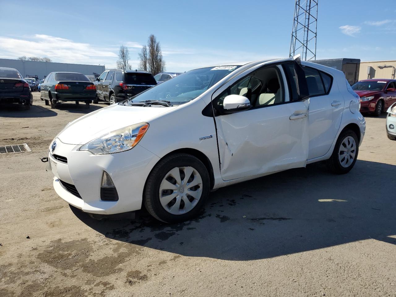 TOYOTA PRIUS C 2014