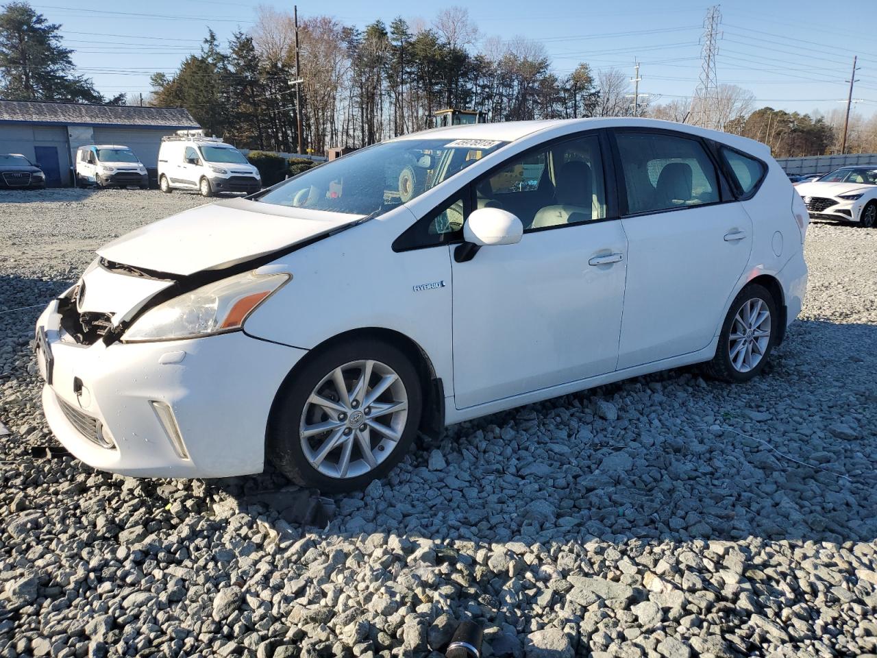 TOYOTA PRIUS V 2012