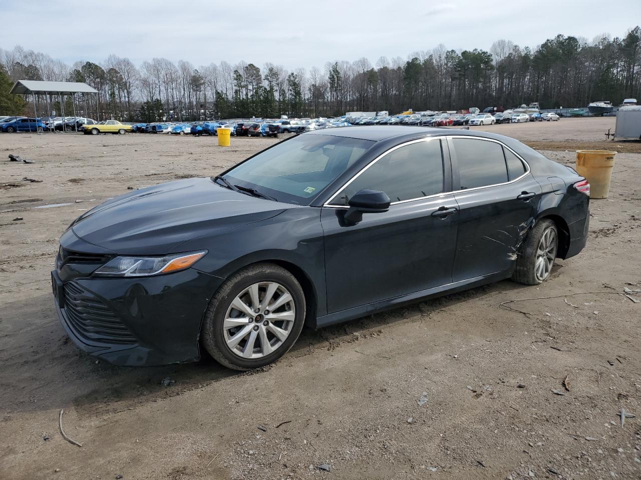 TOYOTA CAMRY LE 2020