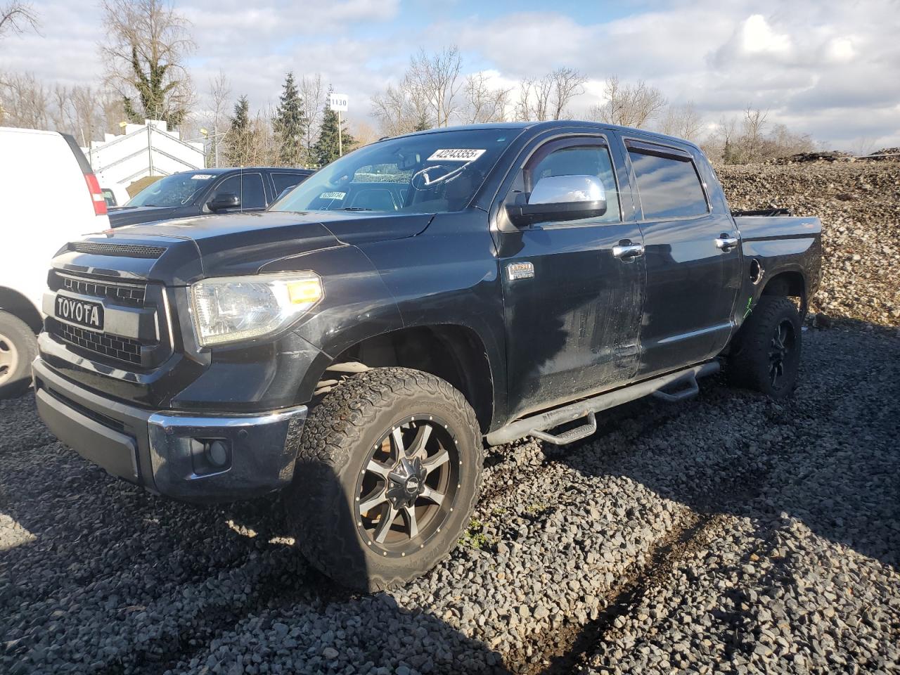 TOYOTA TUNDRA CRE 2014