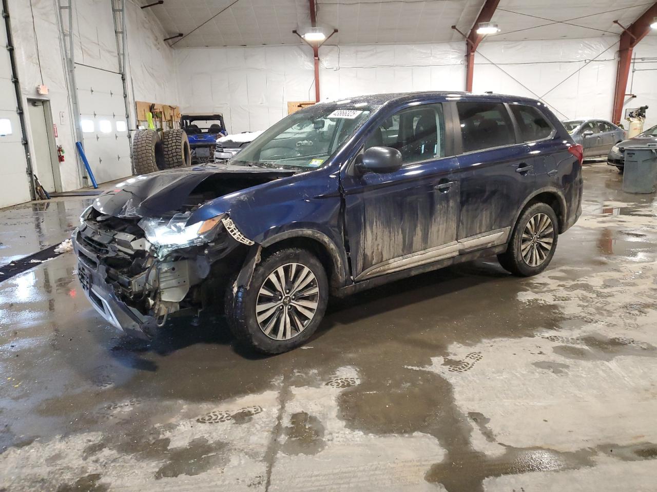 MITSUBISHI OUTLANDER 2020