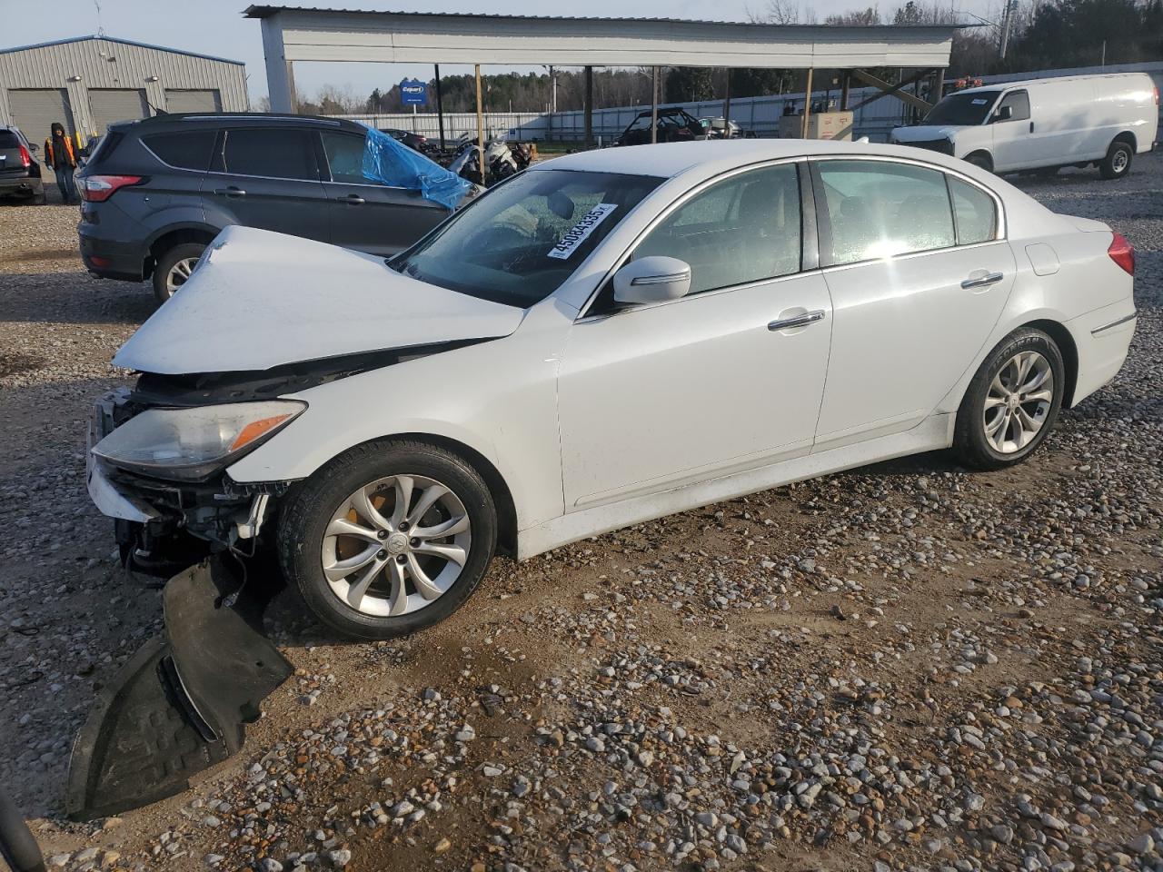 HYUNDAI GENESIS 3. 2013