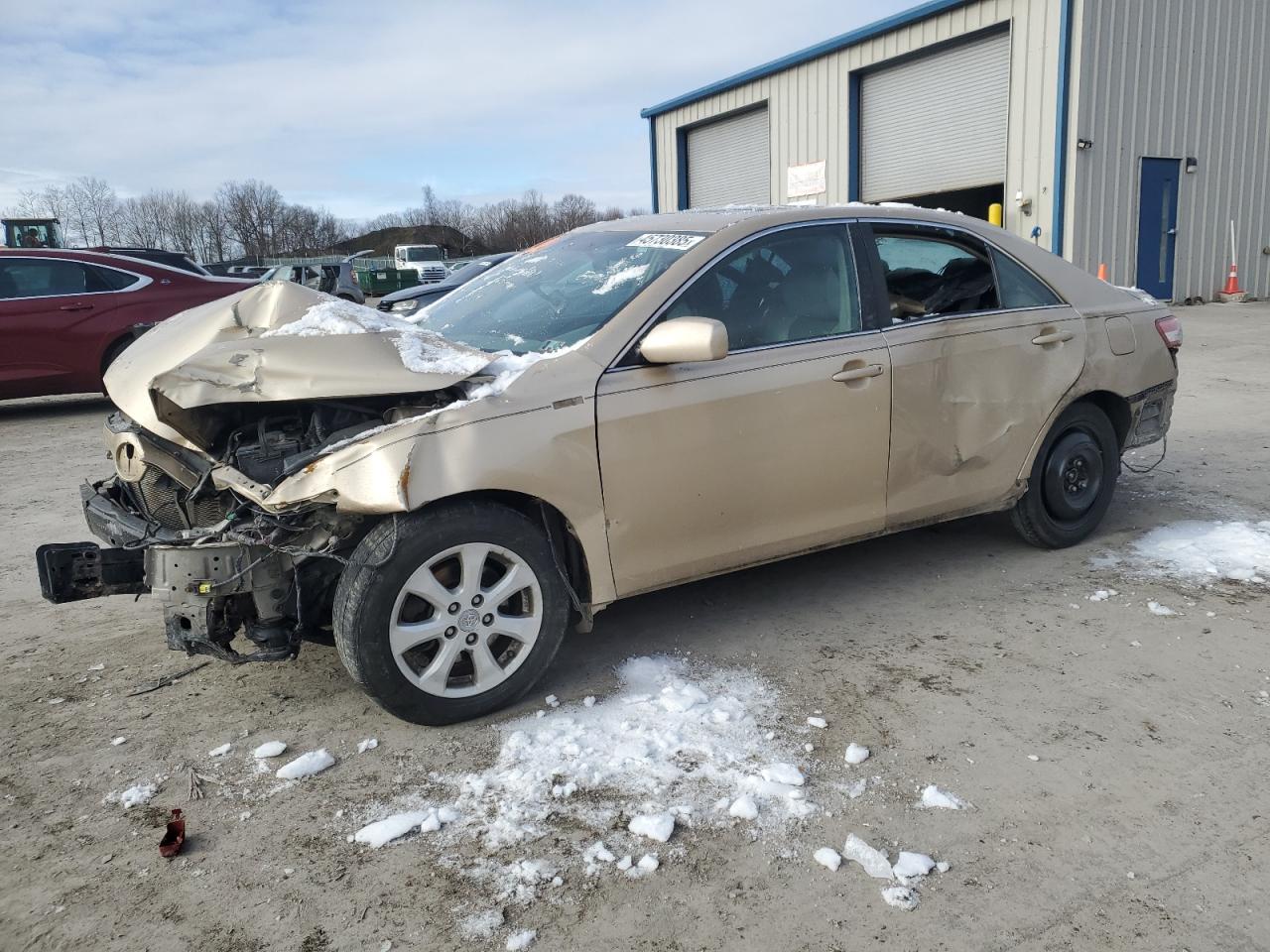 TOYOTA CAMRY BASE 2010