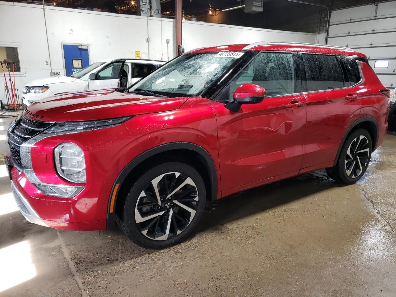 MITSUBISHI OUTLANDER 2022