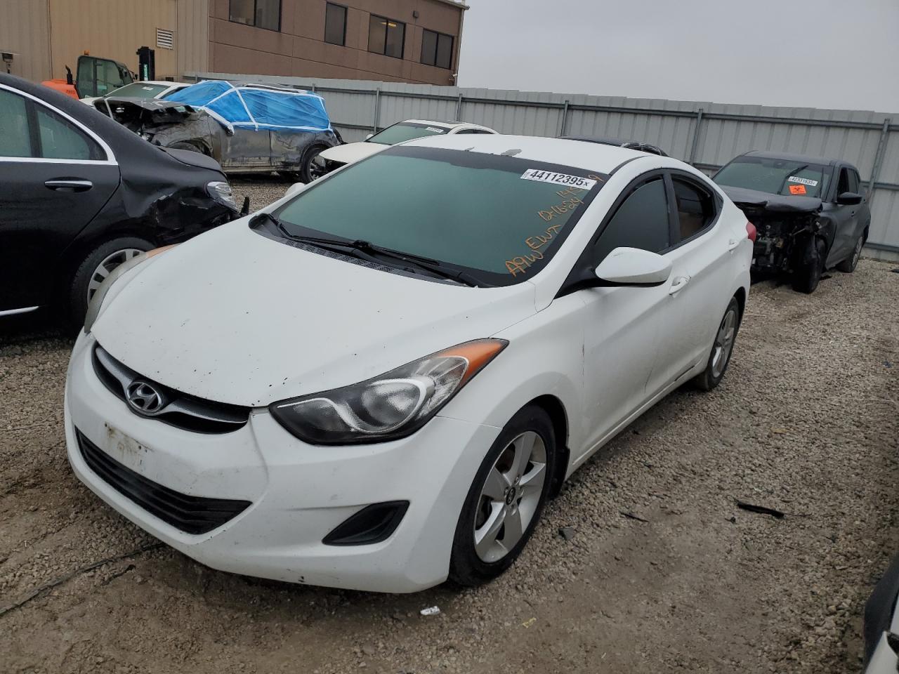 HYUNDAI ELANTRA GL 2013