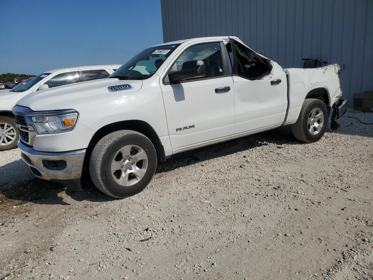 RAM 1500 BIG H 2023