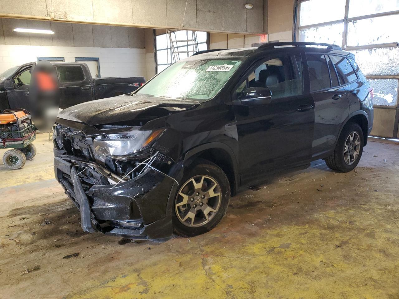 HONDA PASSPORT T 2023