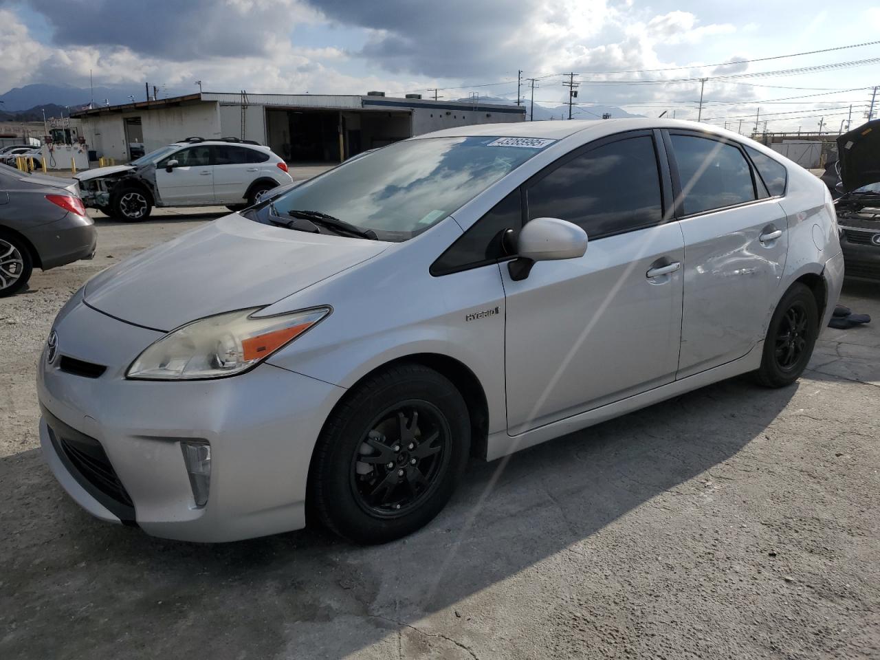 TOYOTA PRIUS 2014