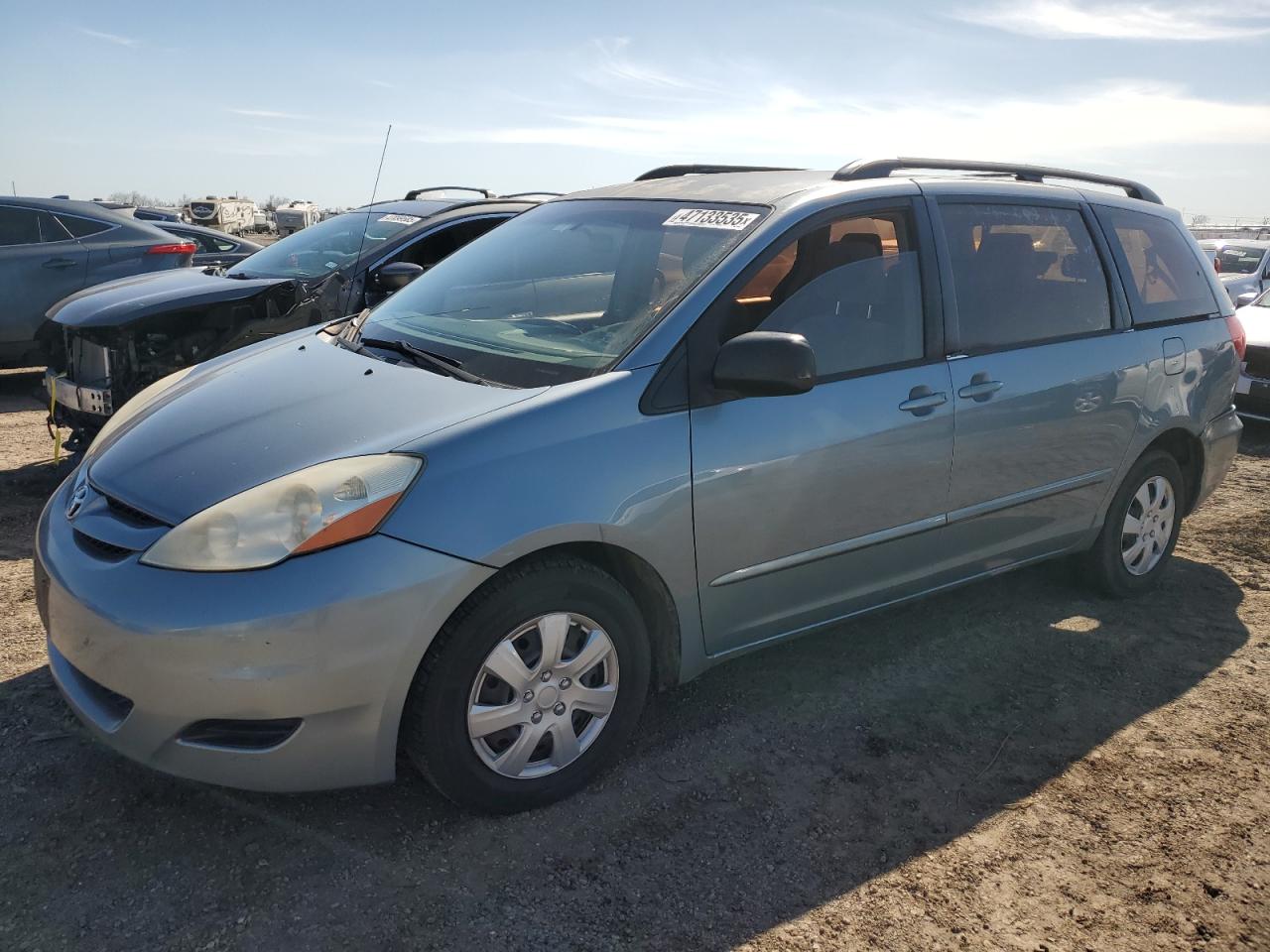 TOYOTA SIENNA CE 2010