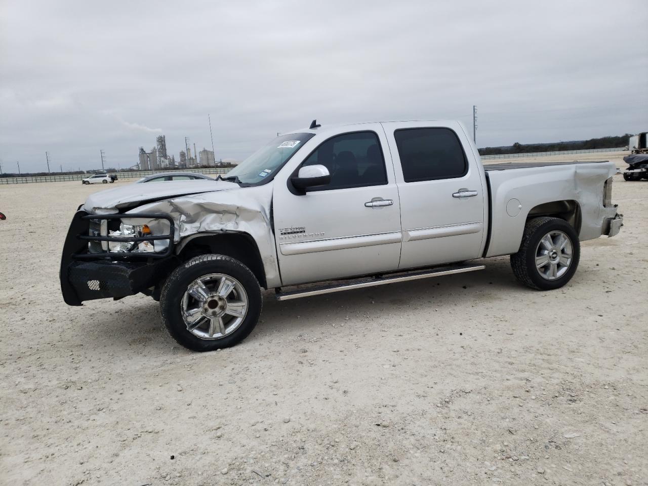 CHEVROLET SILVERADO 2013