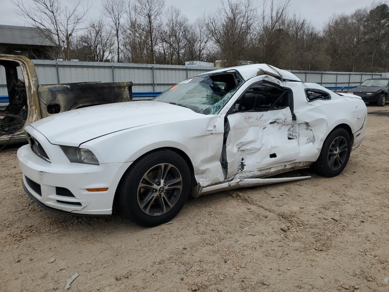 FORD MUSTANG 2014