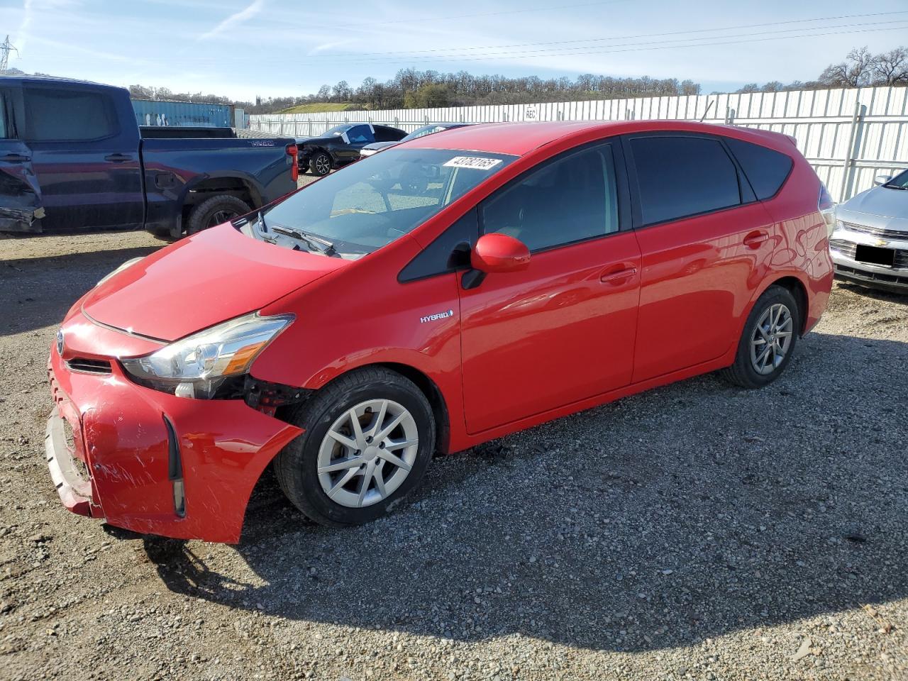 TOYOTA PRIUS V 2015