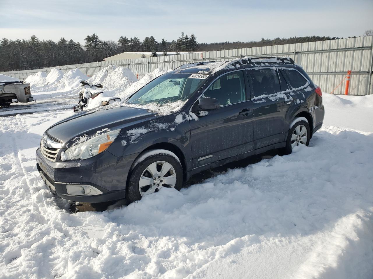 SUBARU OUTBACK 2. 2010