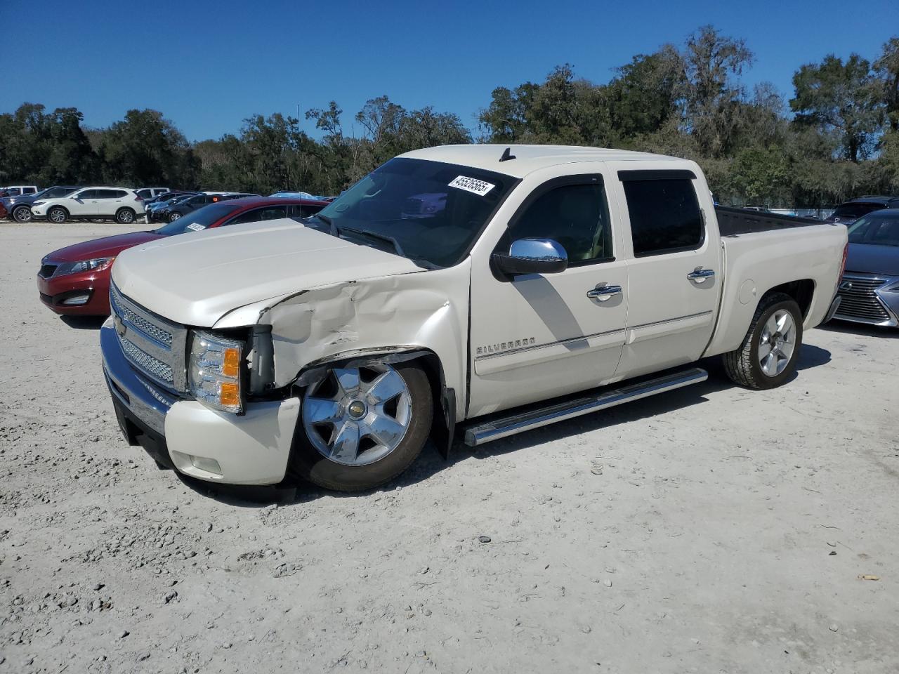 CHEVROLET SILVERADO 2011