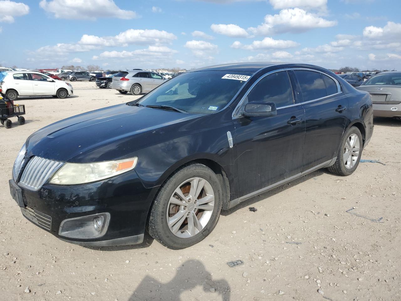 LINCOLN MKS 2011