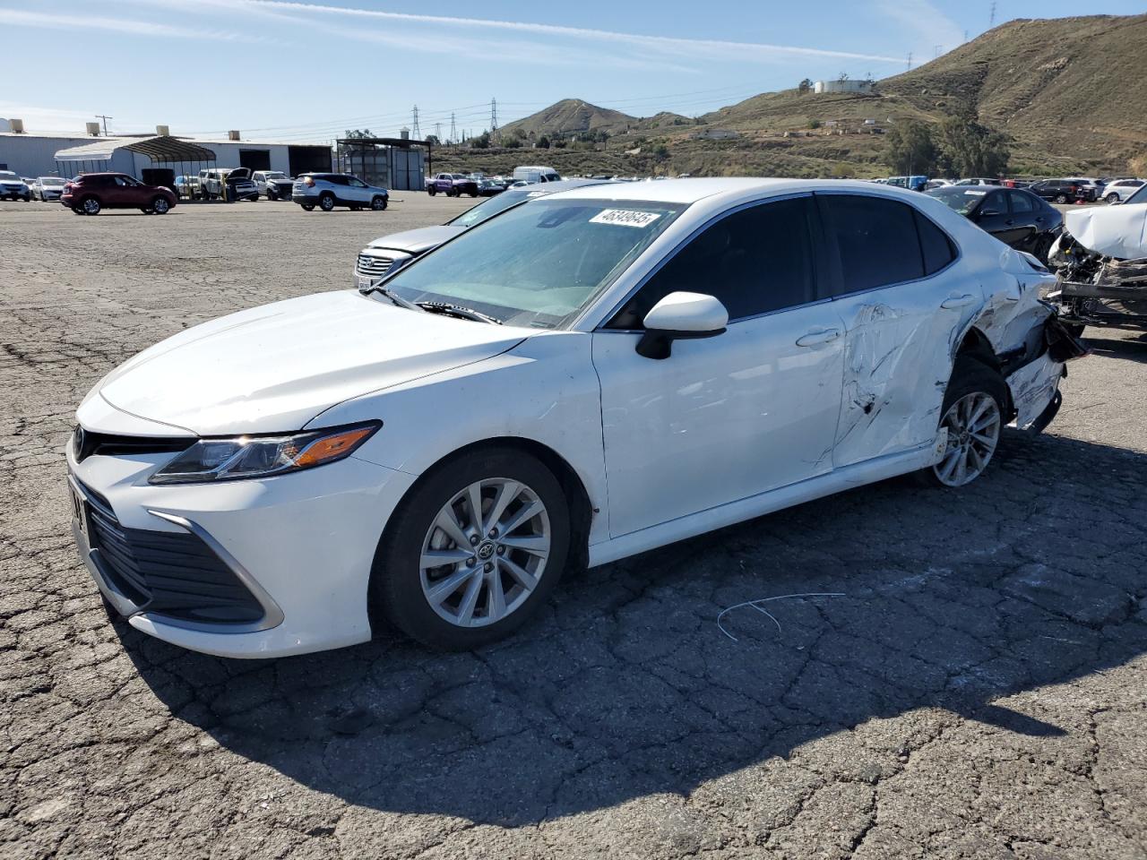 TOYOTA CAMRY LE 2022