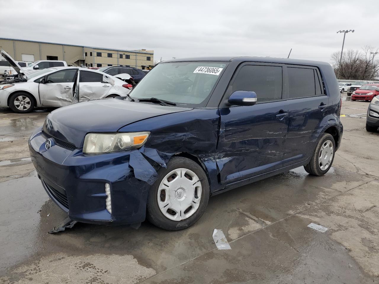 TOYOTA SCION XB 2013
