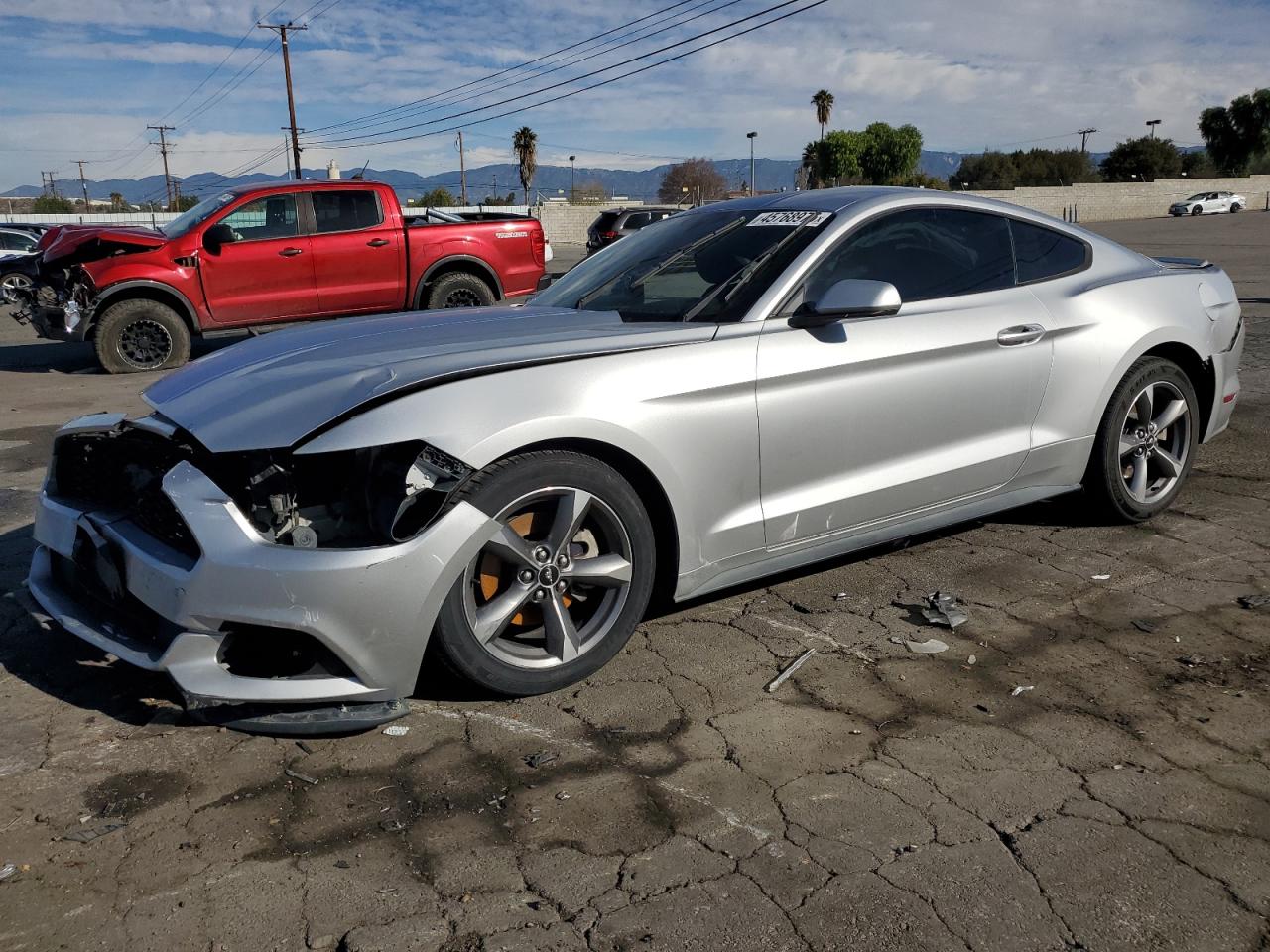 FORD MUSTANG 2015