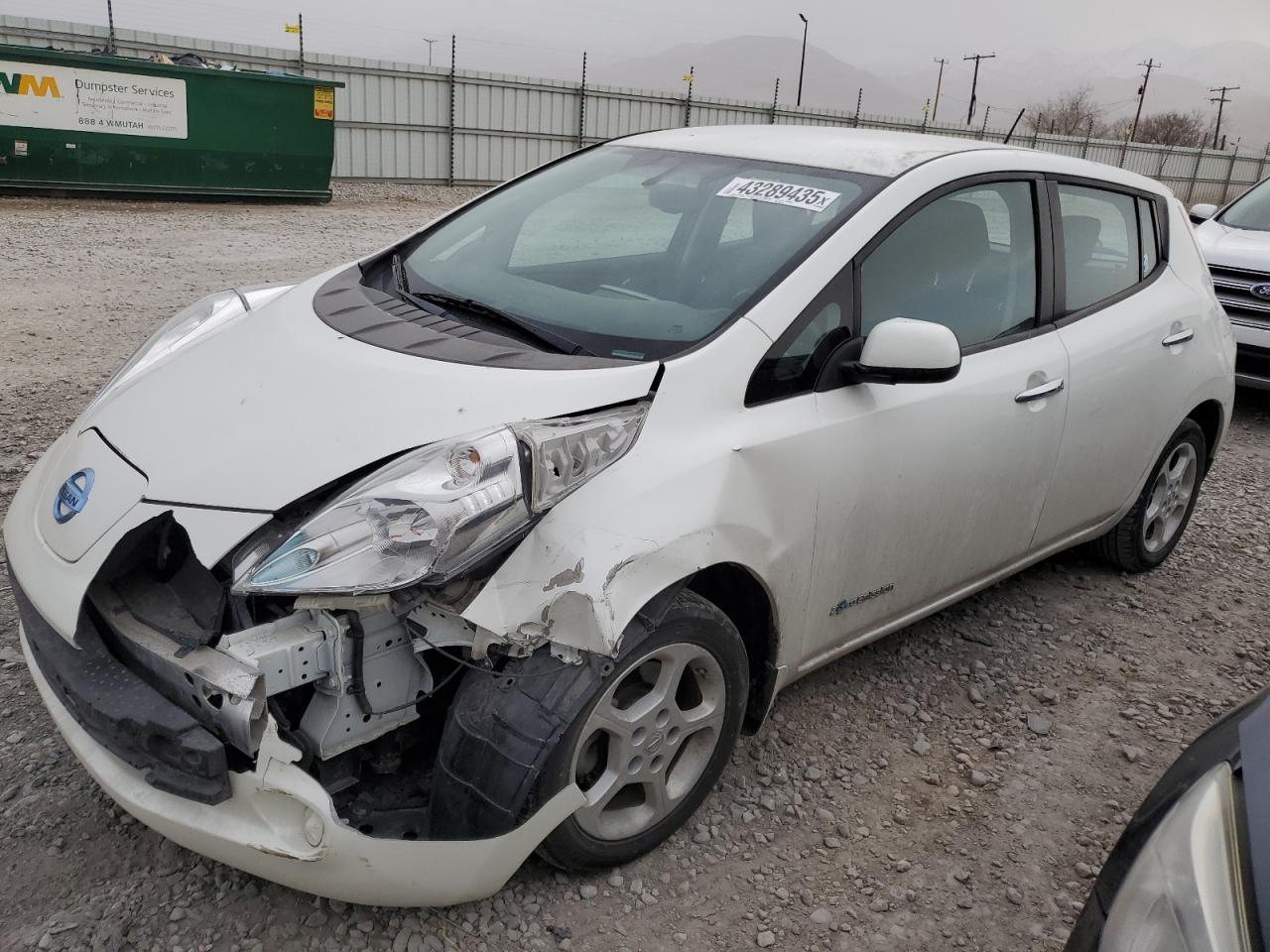 NISSAN LEAF S 2015